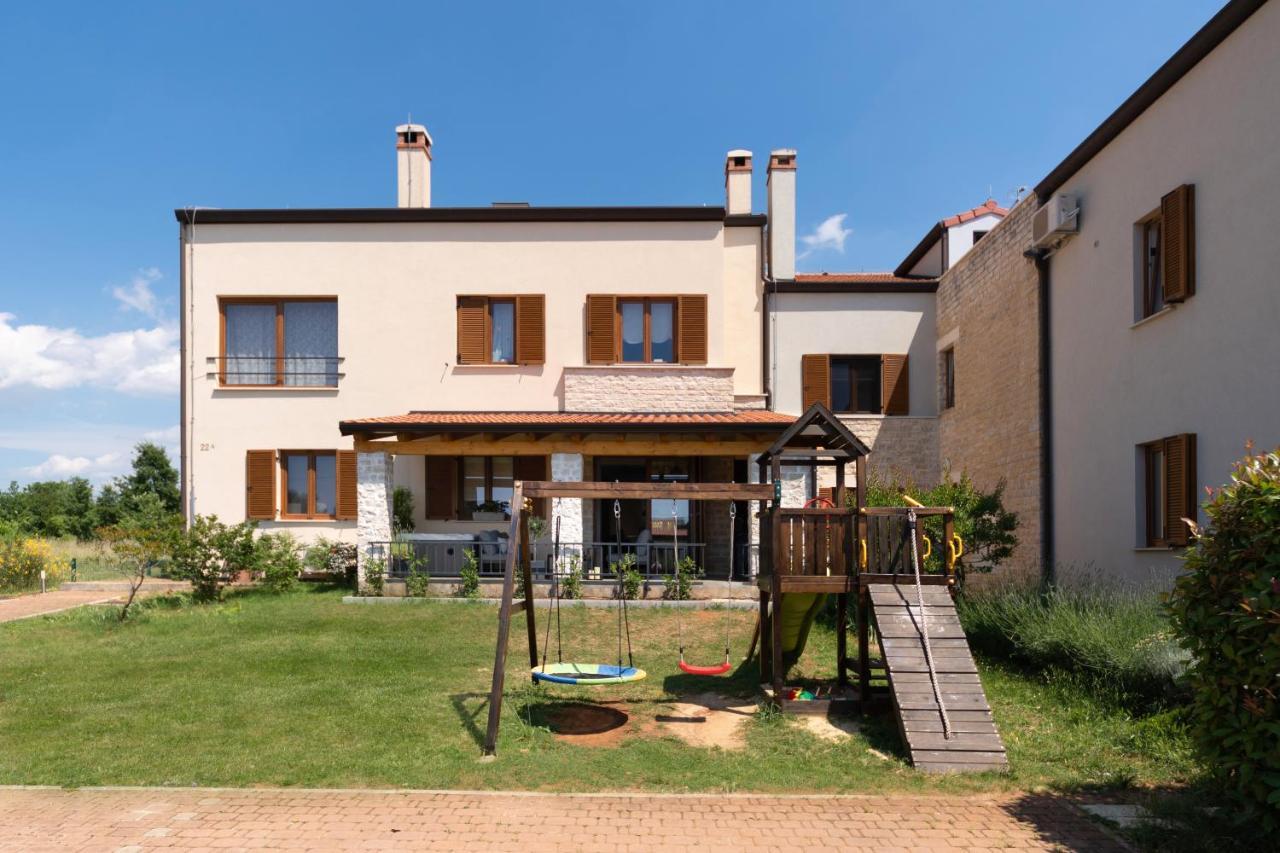 Holiday Home Maslina โปเรช ภายนอก รูปภาพ